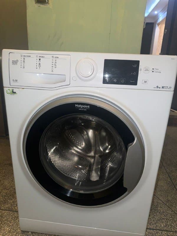 Стиральная машина Hotpoint барабан не работает