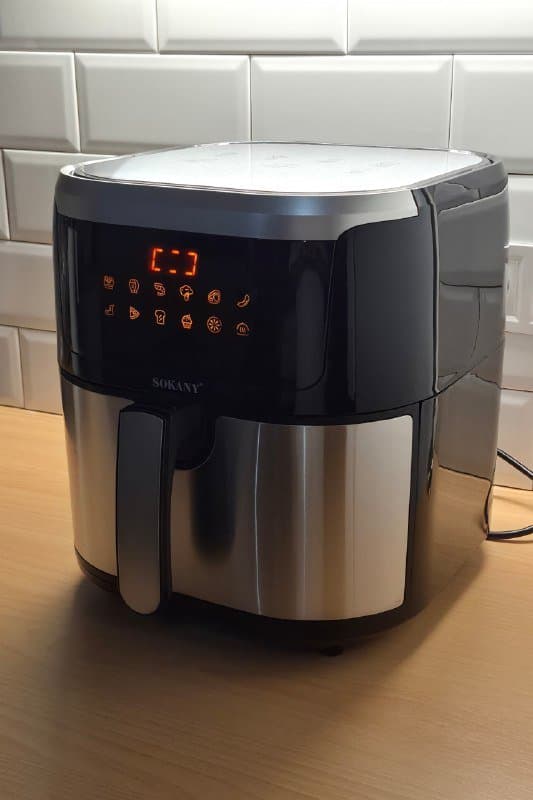 Большой аэрогриль с сенсорным управлением 8.8л