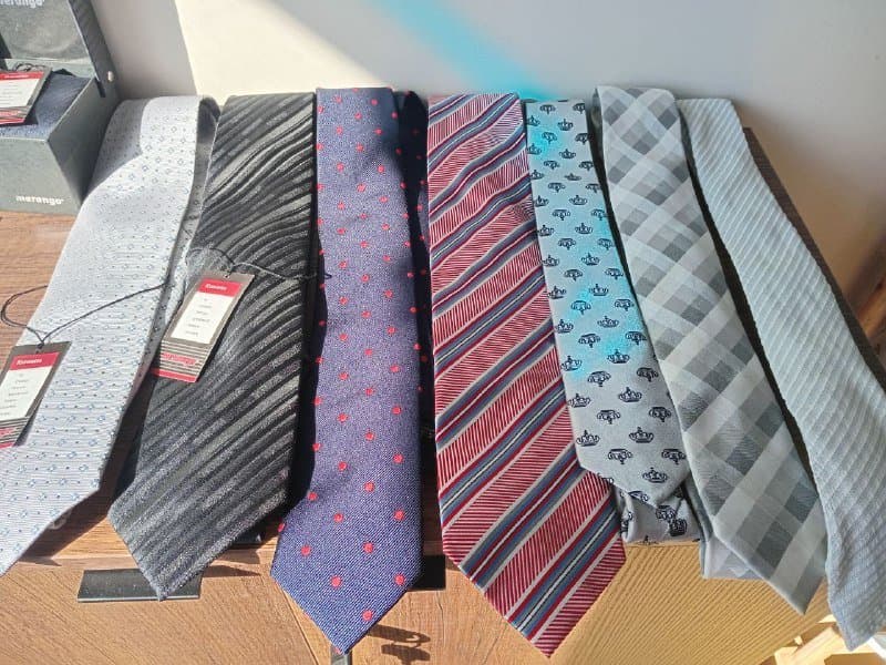 Галстуки и галстуки-бабочки новые и в отличном состоянии 1