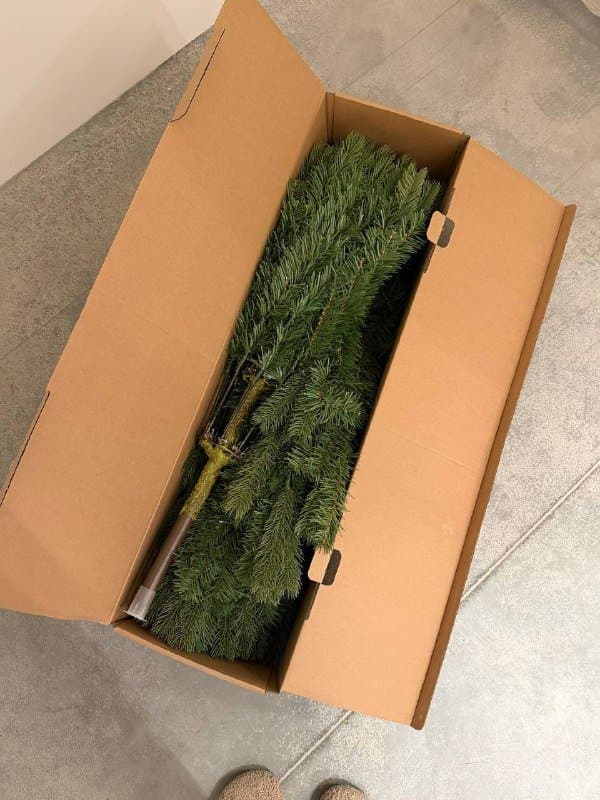 Искусственная новогодняя елка JYSK 180 см с игрушками 3