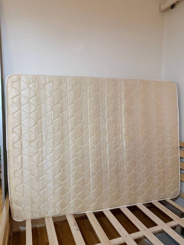 матрас 150x200, толщина 22см 2