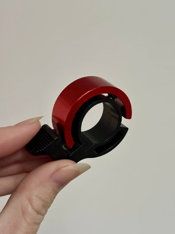 Велосипедный звонок красный новый