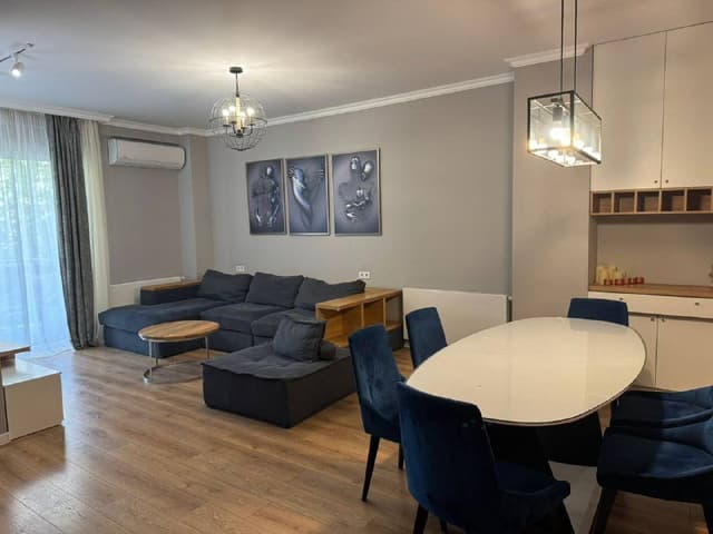 4-комнатная квартира в Ваке, ул. Кипшидзе