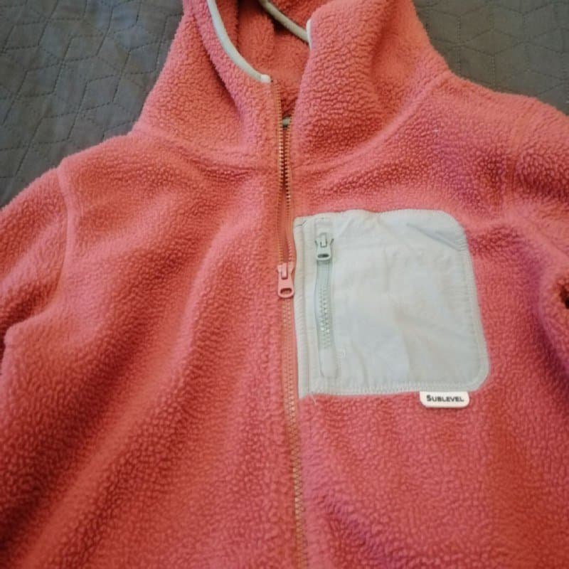 Тренч размер L, Худи, Сумка, Шорты размер 40 5