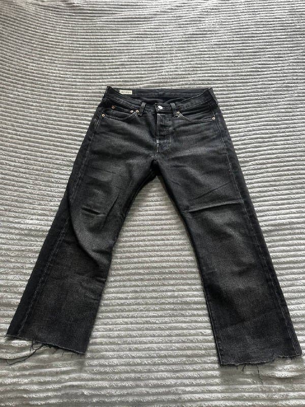 Vineyard Vines Original Breaker Pants, Levi’s 501 Jeans голубые, Levi’s 501 Jeans тёмные