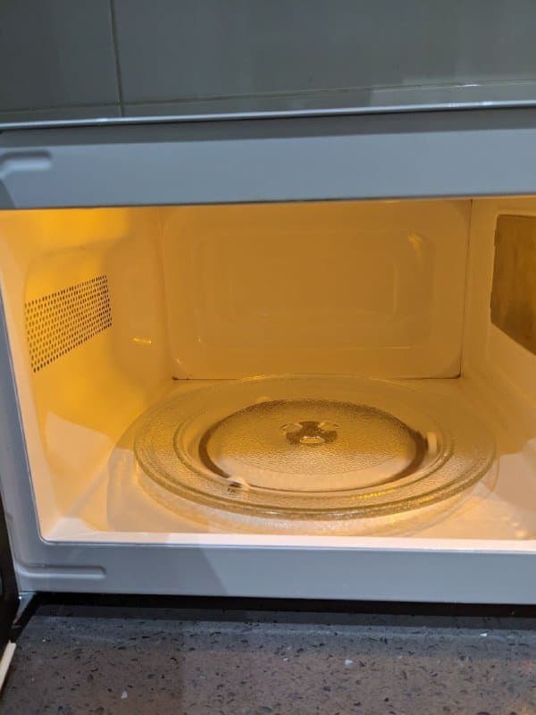 Микроволновая печь kumtel 3