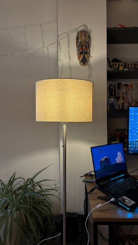 Напольный торшер jysk