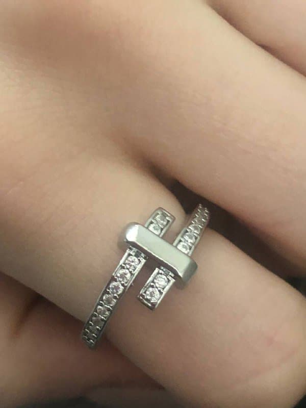 Маска для волос, бальзам для губ, масло, сыворотка, духи, кисточка, кольцо, кулон