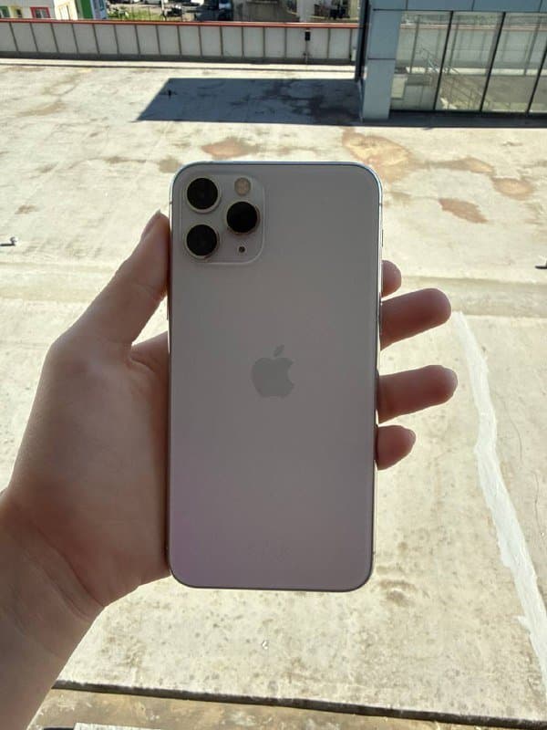 iPhone 11 Pro 64GB 1