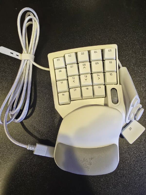 Игровой кейпад Razer Tartarus Pro 3