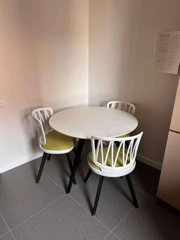 Стол, стулья 3 шт, комплект 1