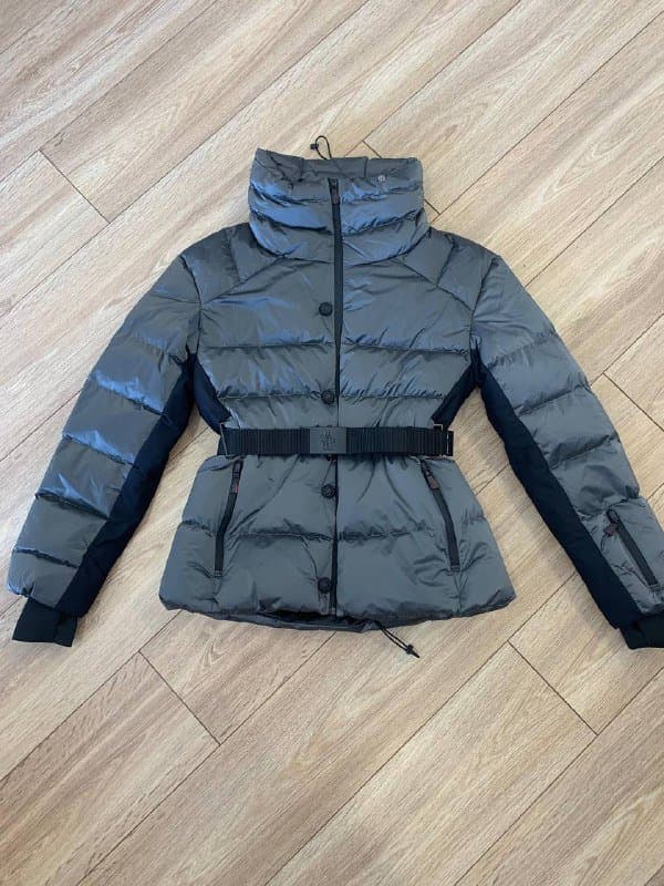 Теплая молодежная куртка Moncler размер Л 2