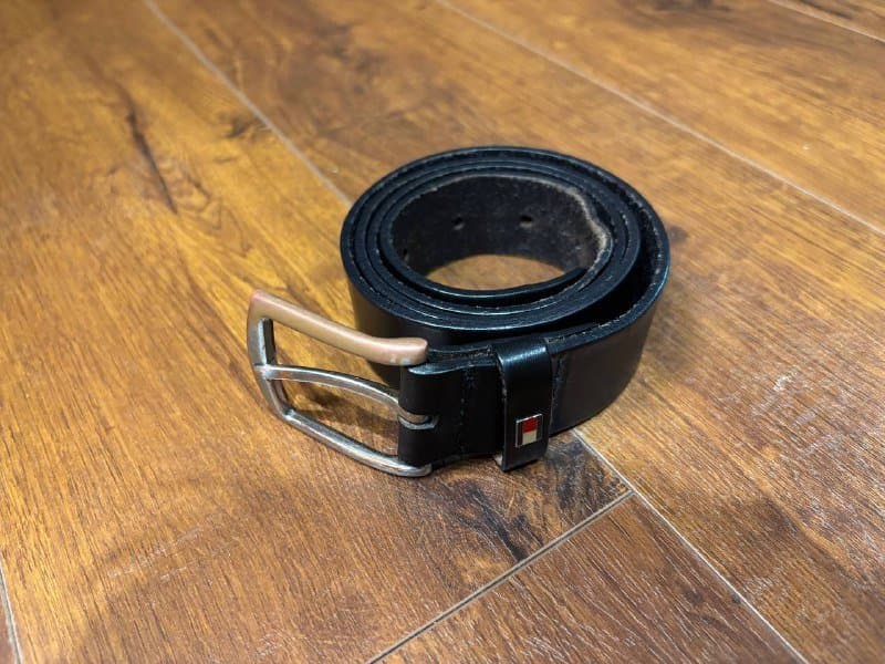 Кроссовки Nike, Adidas, ремень Tommy Hilfiger, зимняя куртка Trussardi 3