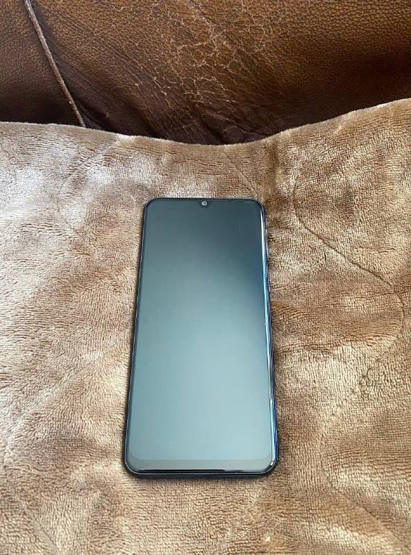 Телефон Samsung M31 128GB 6RAM 3