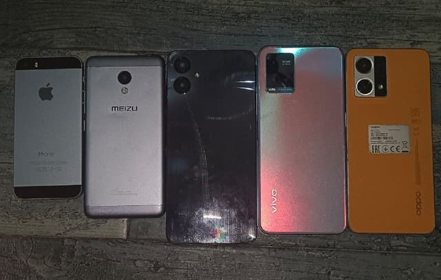 Айфон 5s, Meizu, Самсунг, Vivo y33s, Oppo reno