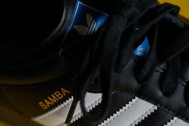 Кроссовки adidas Samba UK11