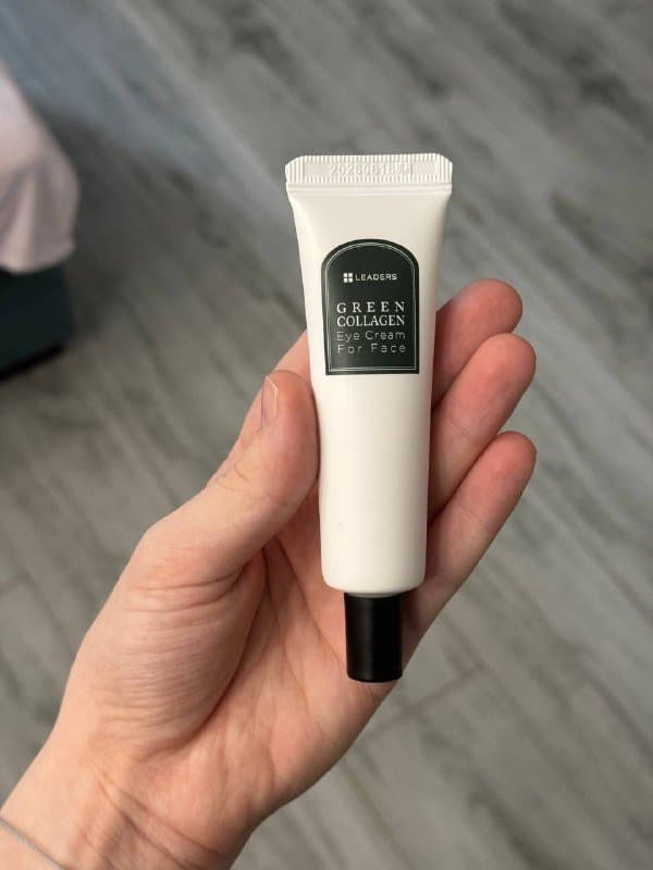 расческа-брашинг, губная помада, лак, корона, краб, крем для глаз, электрическая щетка, шорты, гирлянда, коробка чехол iPad, фотоальбом, игра, форма для свечки 5