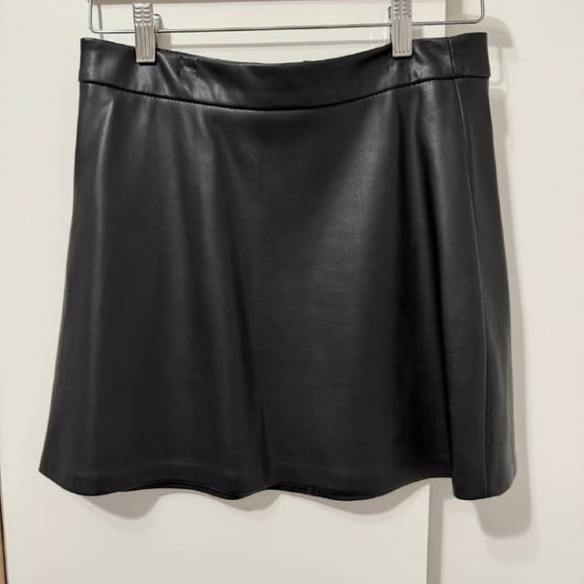 Юбка эко кожа S размер