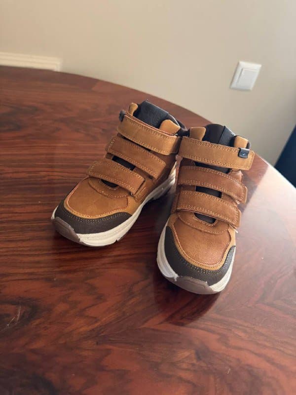 Детские ботинки размер 30