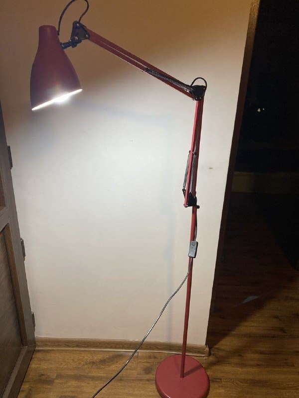 Подставка для системного блока, торшер Camelion KD-332