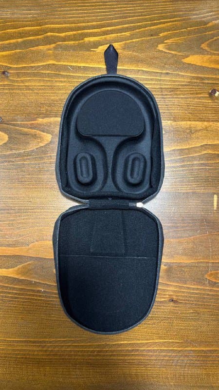 Оригинальный чехол от наушников Sony WH-1000XM5