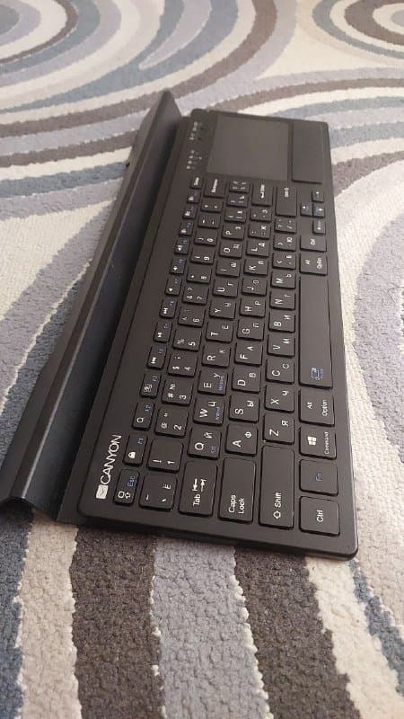 Беспроводная клавиатура с тачпадом Canyon CND-HBTK7-RU
