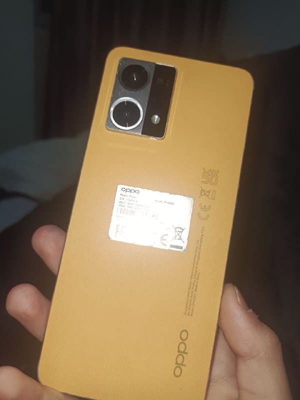 Oppo Reno 128 Гб 8 оперативная 3