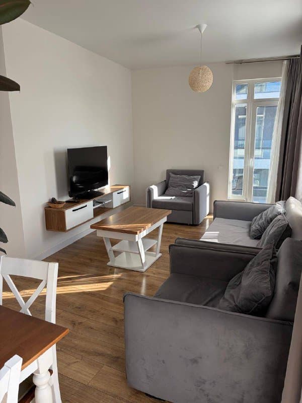 диван и два кресла 3