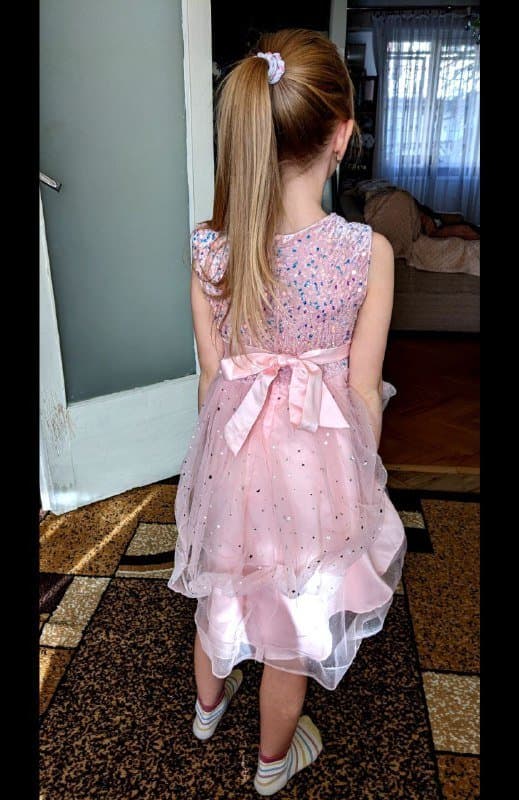 Платье праздничное детское пышное со шлейфом
