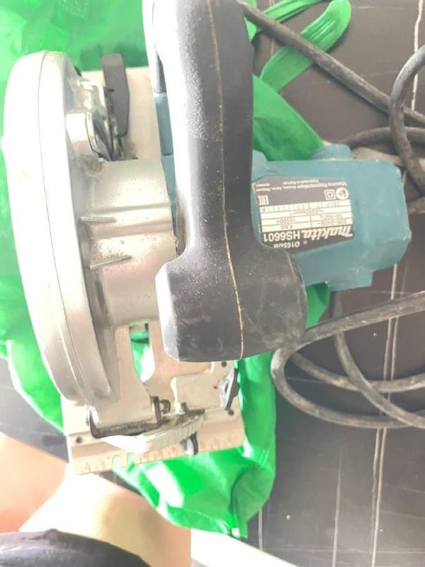 Дисковая пила Makita HS6601 2