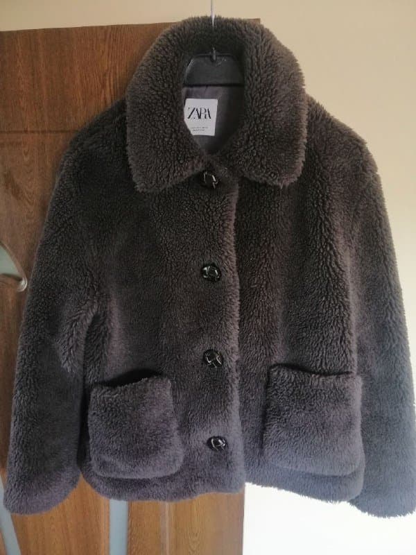 Шуба Zara шоколадного цвета размер S M