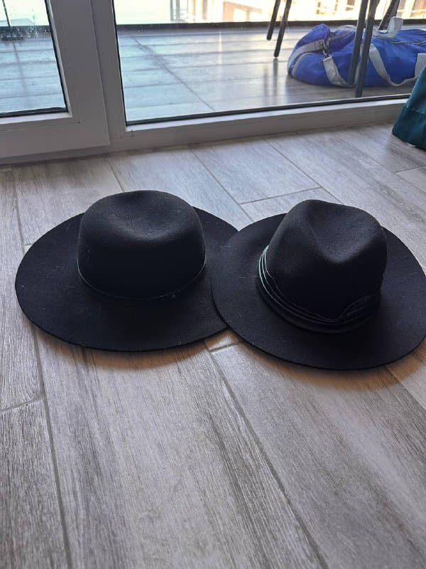 Шляпы новые
