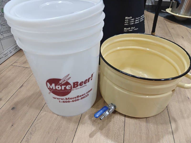 Начальный набор для домашнего пивоварения с аксессуарами 2