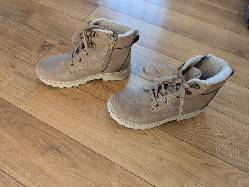 Зимние ботинки для девочки, размер EU 33 1