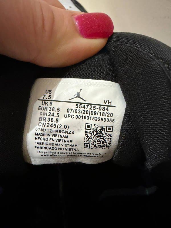 Кроссовки Jordan Nike air 38,5, футболки размер L 4