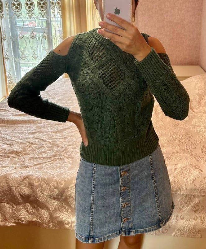 Теплый свитер размер S-M 1