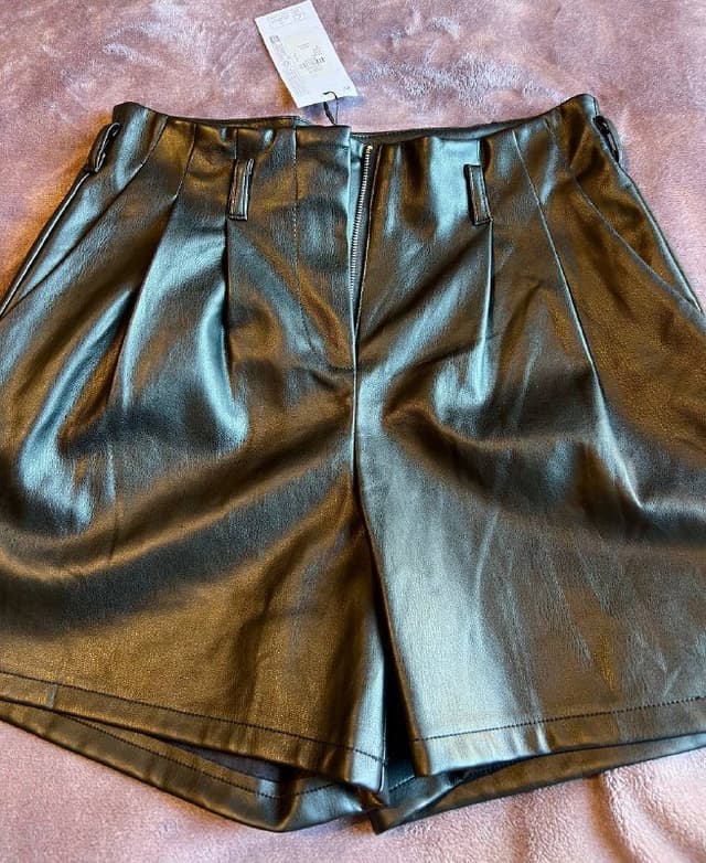 Женская кожаная юбка 36 размер