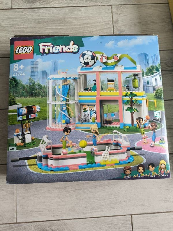 lego creator Гипогрифф, тигр, космонавт, спорт центр 4