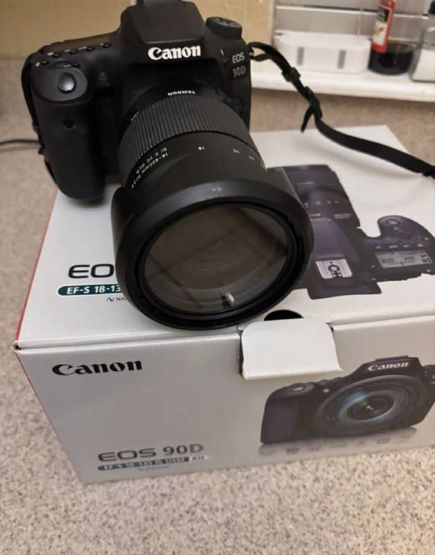 Canon EOS 90D DSLR კამერა TAMRON 18-400mm ლინზით 2