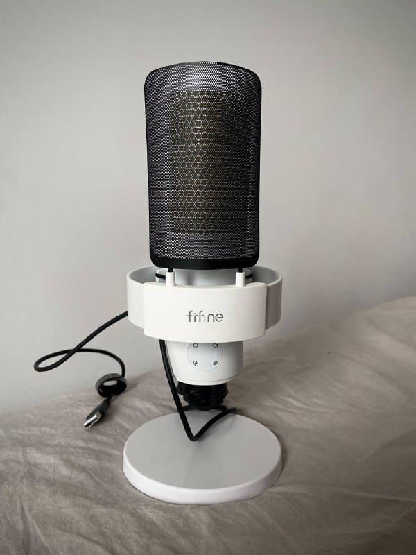 Микрофон Fifine A8 Ampligame для игр и стримов