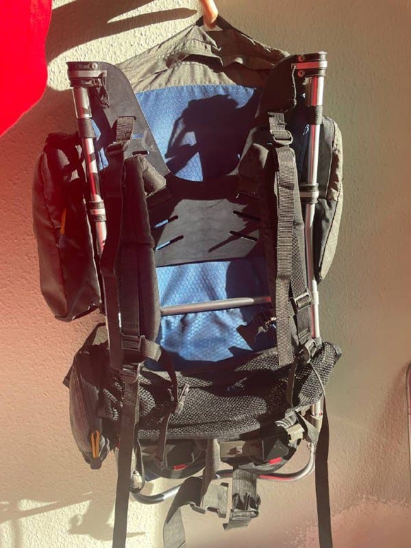 Рюкзак JanSport Scout с внешней рамой 3