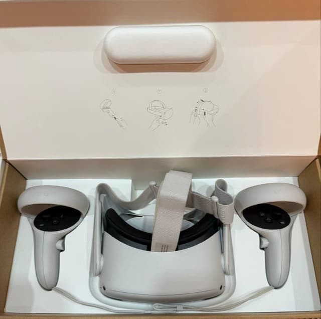 Oculus Meta Quest 2 VR гарнитура, контроллеры, аксессуары