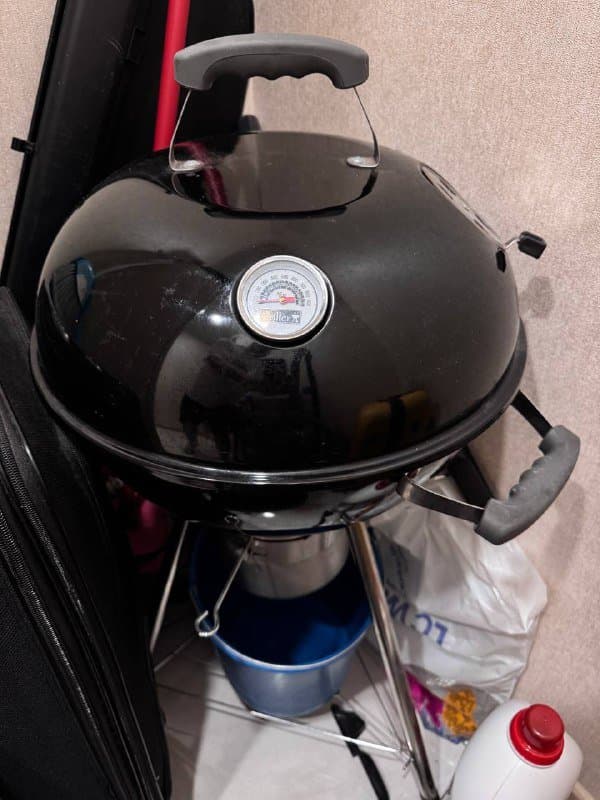 Гриль угольный с коптильней и термометром