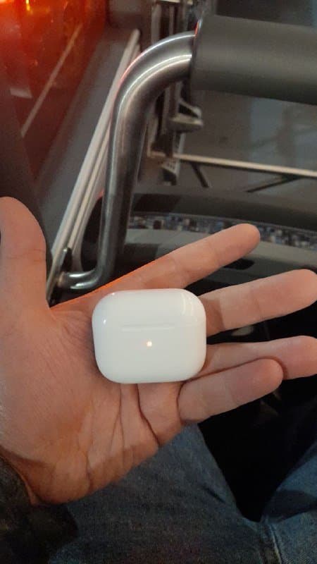 Беспроводные наушники AirPods 2