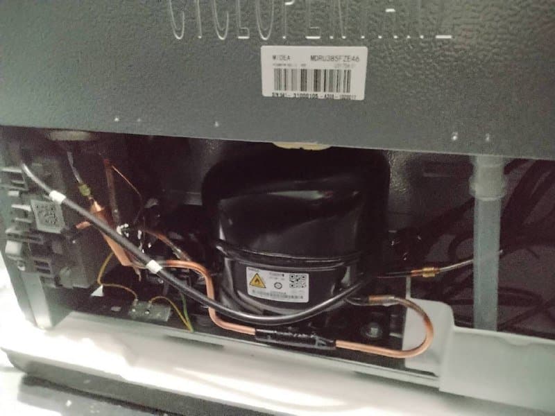 Midea однокамерный морозильник 280 л 2