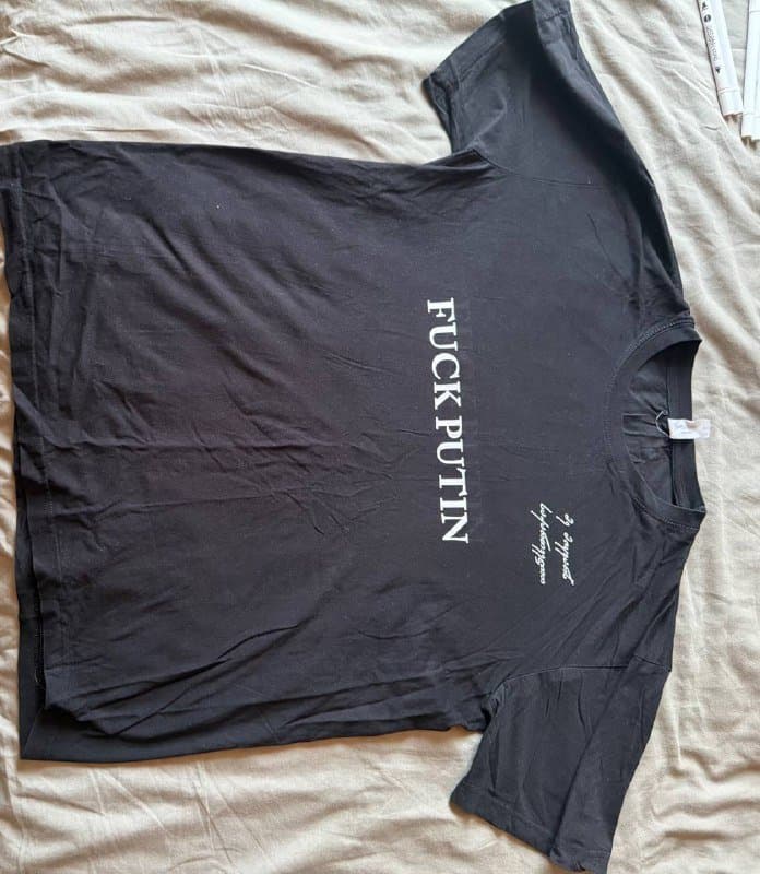 Футболка с надписью размер M