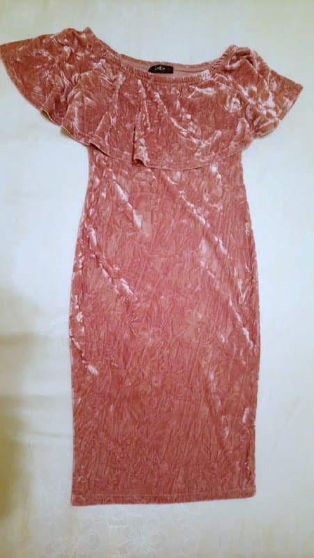 Бархатное платье Shein холодного перламутрово-розового цвета XS-S