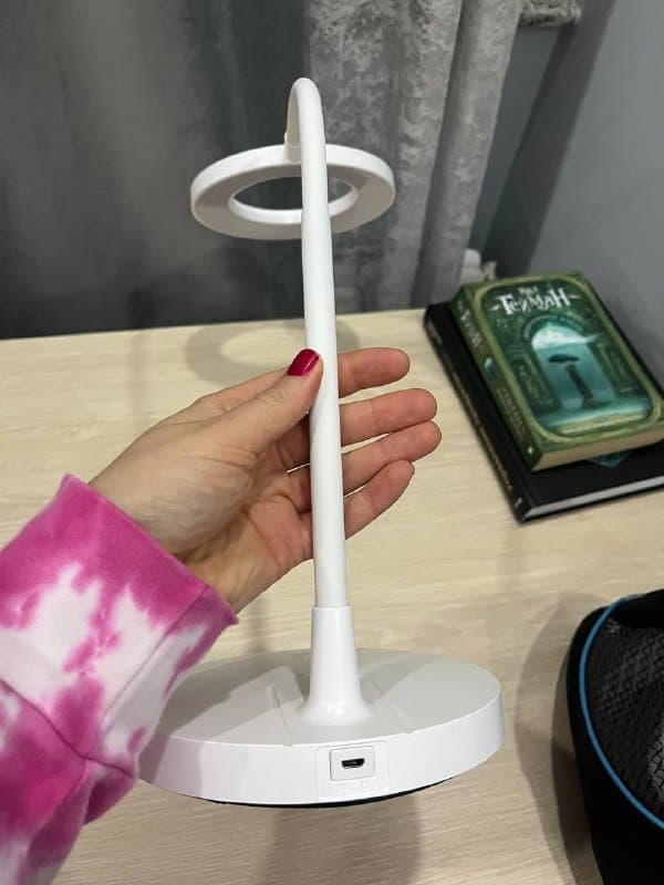 Диодная лампа Miniso с USB зарядкой 2