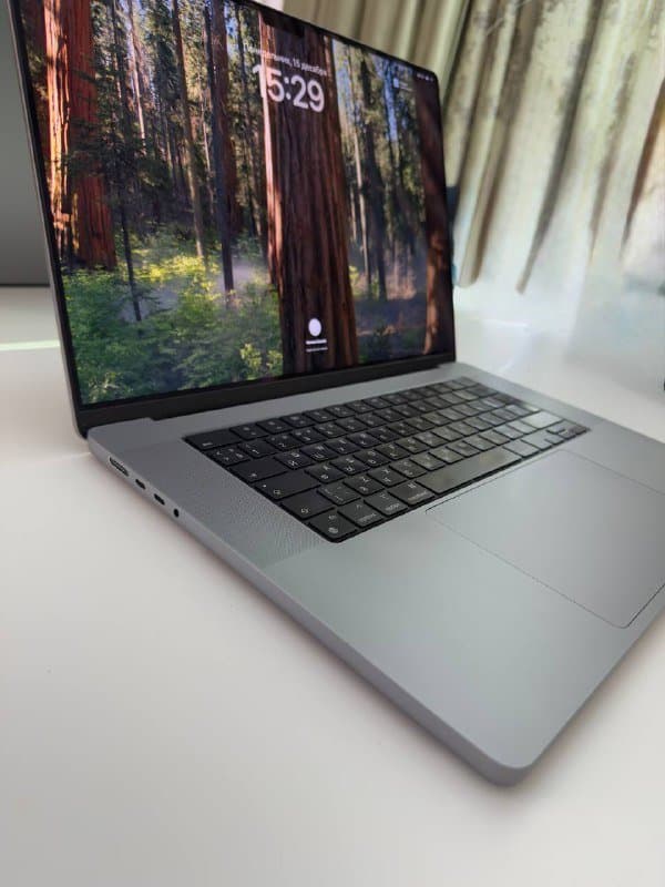 MacBook Pro M1 Max RAM 32Gb 1Tb 16 дюймов 3