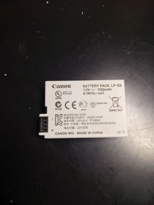 Фотоаппарат Canon EOS 650D, аксессуары 5